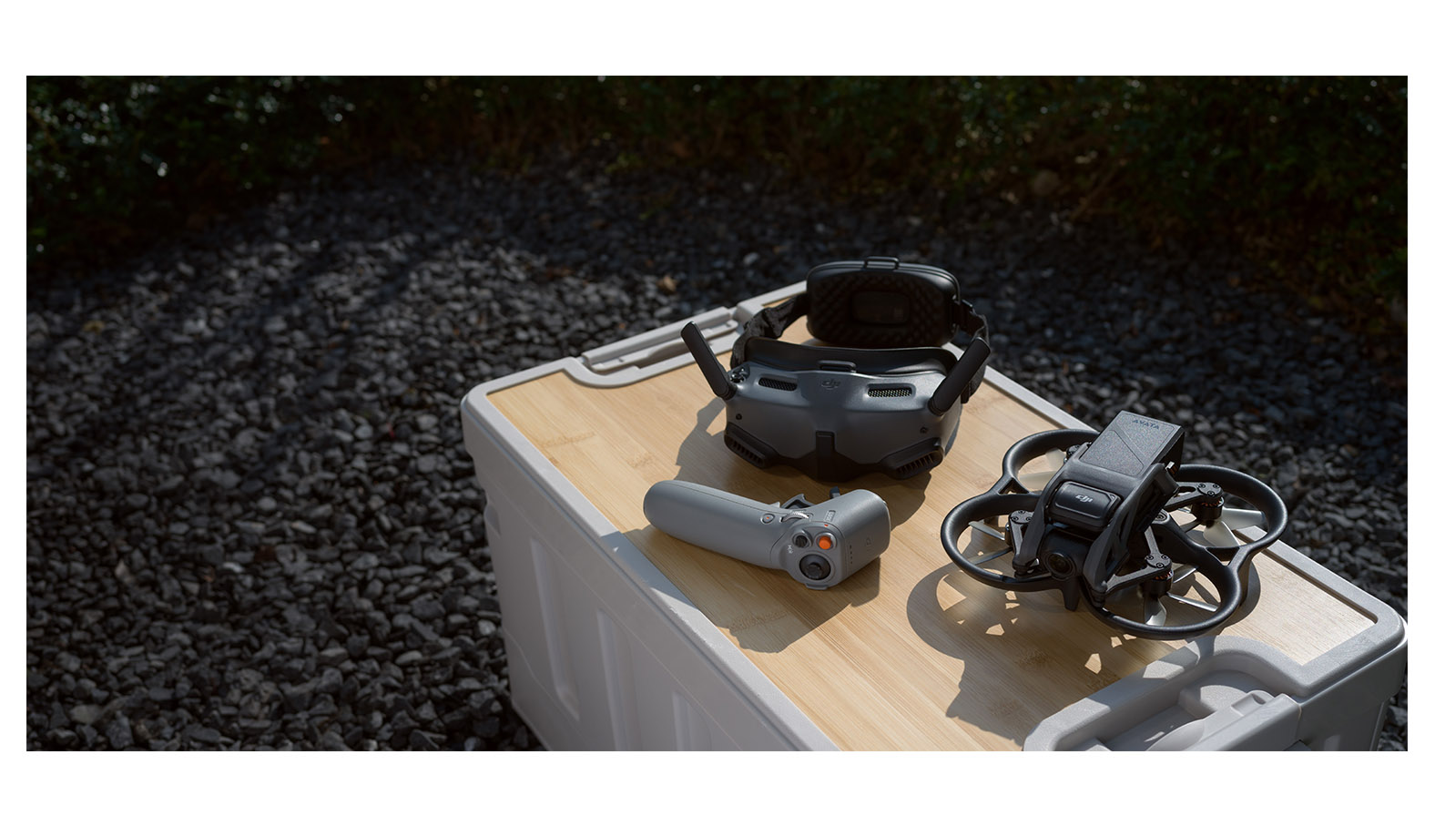 DJI Announces Goggles Integra & RC Motion 2 for Avata Drone